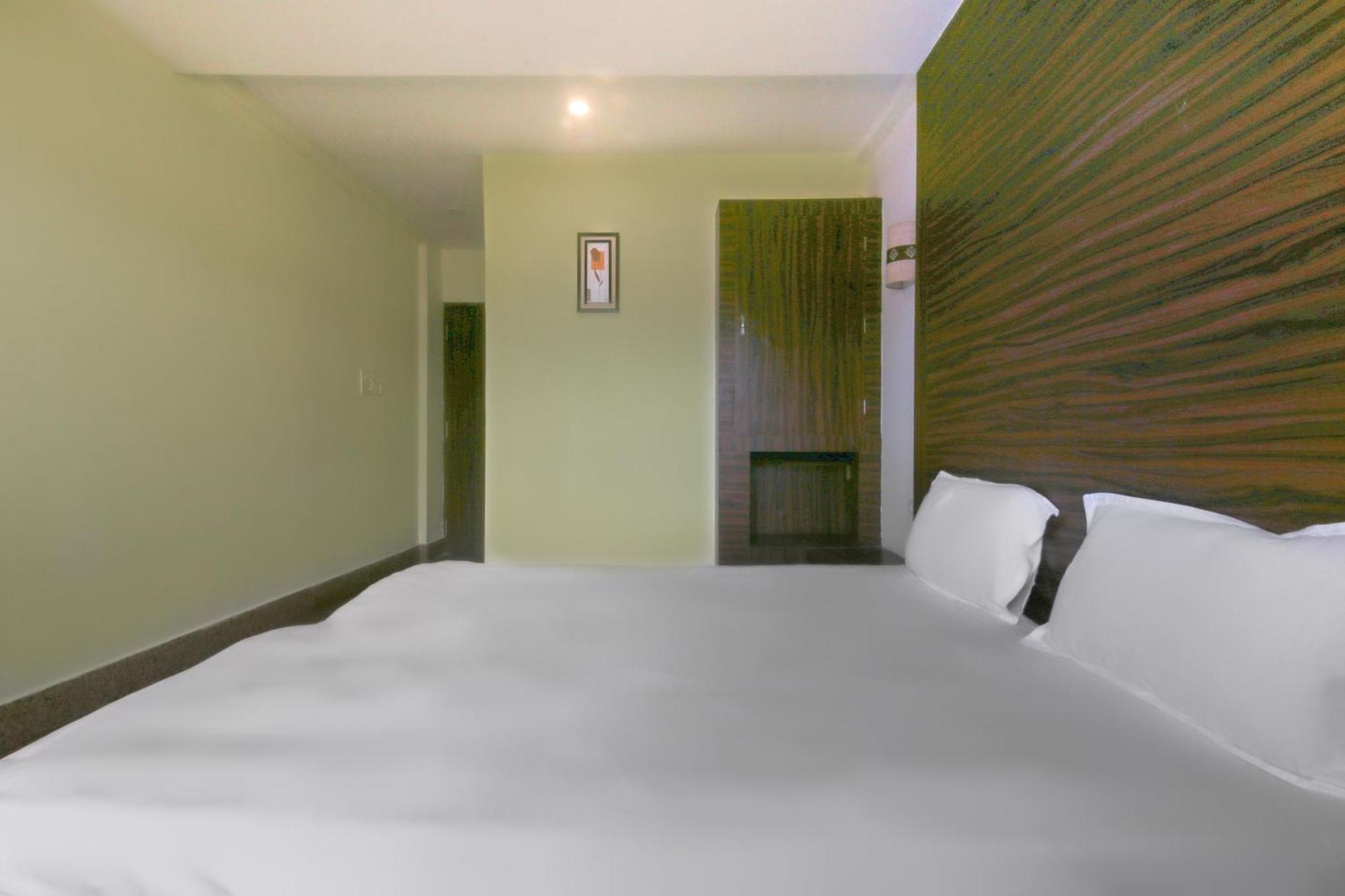 Hotel O Venkatesh Leela Hotel Ponda Экстерьер фото